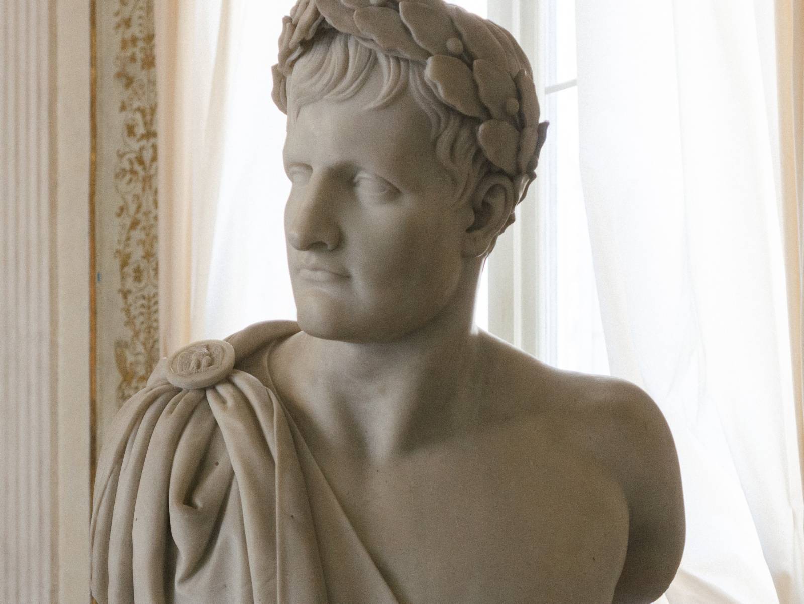 Soulager les douleurs de l'épaule chez un ostéopathe à Maisons-Laffitte proche du Mesnil-le-Roi 78