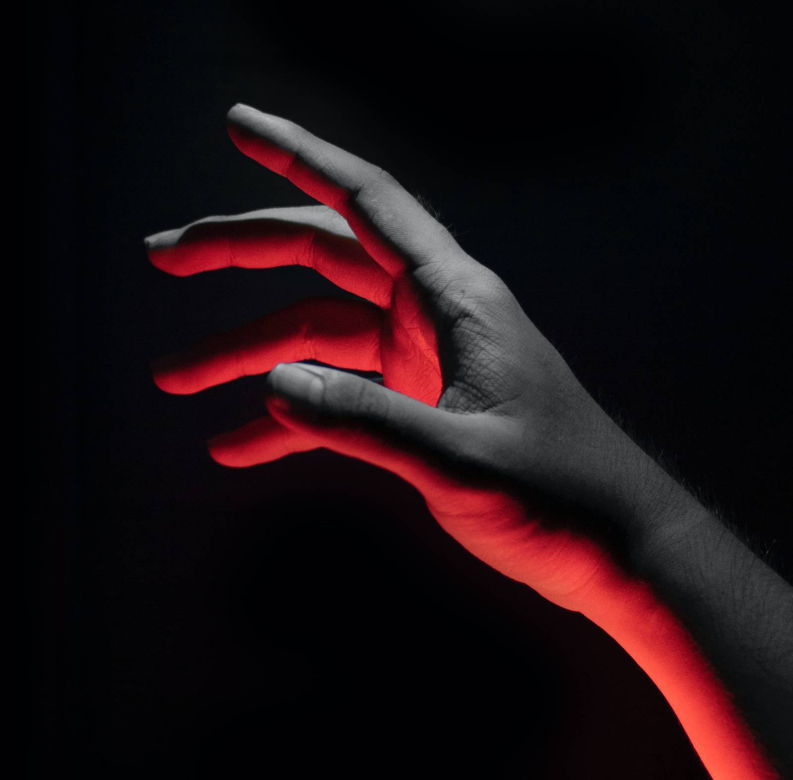 Prendre contacte avec un ostéopathe pour soulager des douleurs lié au stress proche de Saint Germain en Laye (78)