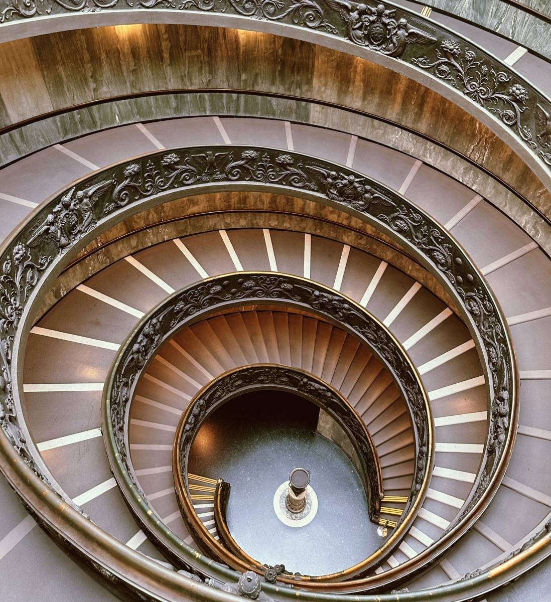 Contacter un cabinet d’ostéopathie pour soulager des douleurs chroniques proche du Mesnil-le-Roi 78